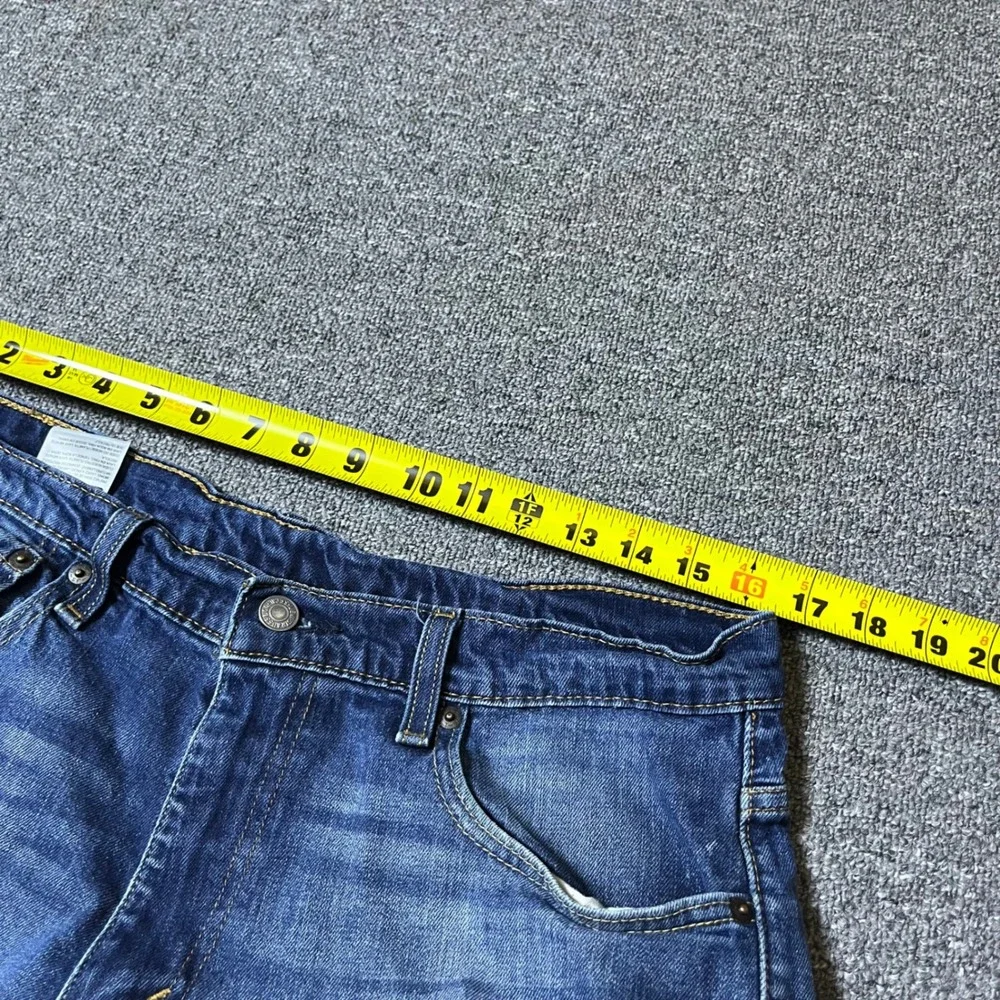 Levis 569 Straight Leg Jeans 33x32 Blue Denim Mid Wash Classic Streetwear